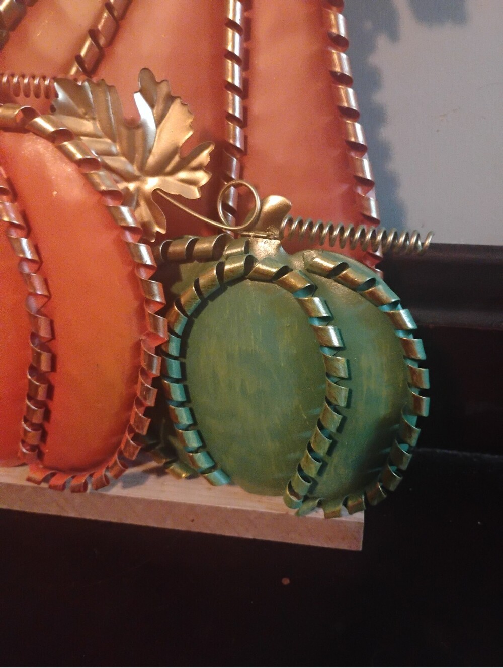 Fall "Gourd-geous" Metal & Wood Pumpkin Thanksgiving Decor Tabletop Sign - Picture 4 of 7